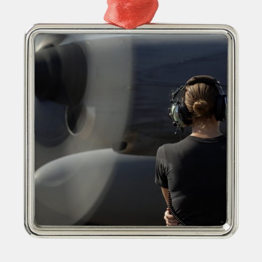 Een soldaat bewaakt de prestaties metalen ornament (Voorkant)