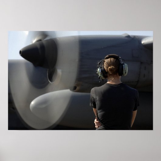 Een soldaat bewaakt de prestaties poster (Voorkant)