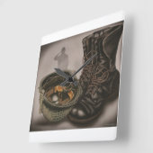 Een soldaat met militaire klok (Hoek)