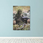 Een soldaat met MK-19 granaatwerper Canvas Afdruk (Insitu (Houten vloer))