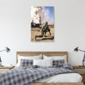 Een soldaat reageert op een gecontroleerde explos canvas afdruk (Insitu (Slaapkamer))
