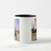 Een soldaat reageert op een gecontroleerde explos mok (Midden)