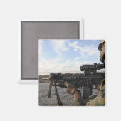 Een soldaat viert in brand op een doelwit magneet (Voorkant / Achterkant)