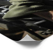 Een soldaat zorgt voor veiligheid poster (Hoek)