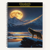 Een solitaire wolf sereneert de volle maan 's nach notitieboek (Voorkant)