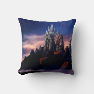 Een somber sprookjeskasteel op een berg bij de kussen