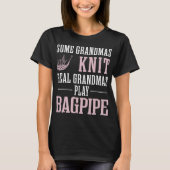 Een soort oma Knit Real Grandmas Play Bagpipe-T - T-shirt (Voorkant)
