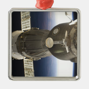 Een Soyuz ruimteschip dat door de Aarde is terugge Metalen Ornament