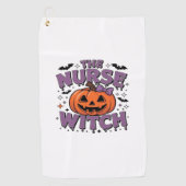 Een speels ontwerp met een pompoenheks met een golfhanddoek (Voorkant)