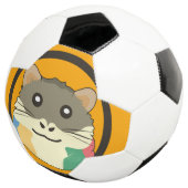 Een speelse en grappige hamster voetbal (Drie kwart)