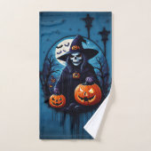 Een spookachtige Halloween scene Bad Handdoek (Handdoek)