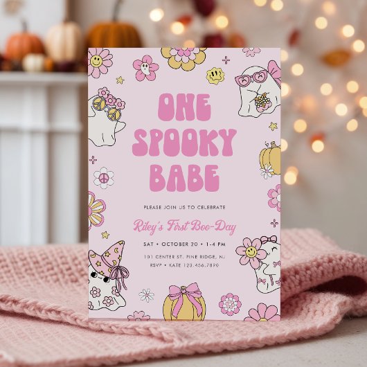 Een spooky babe groovy halloween 1e verjaardag kaart