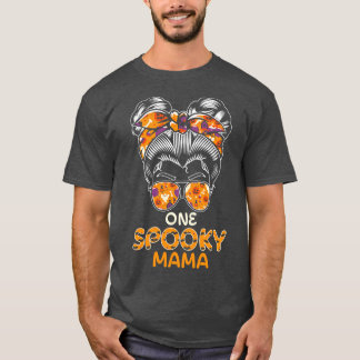 Een Spooky Mama Messy Bun Halloween T-shirt