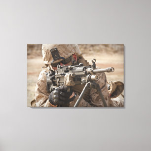 Een squad automatische wapenschutter zorgt voor ve canvas afdruk