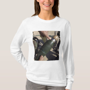 Een squad leider richt aan een vertraging het plaa t-shirt