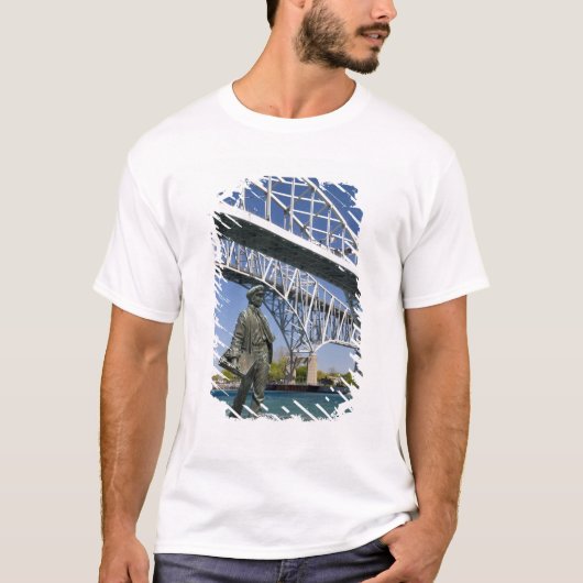 Een standbeeld van Thomas Edison door lokale kunst T-shirt (Voorkant)