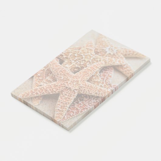 Een stapel grote suikerstroop post-it® notes (Schuin)