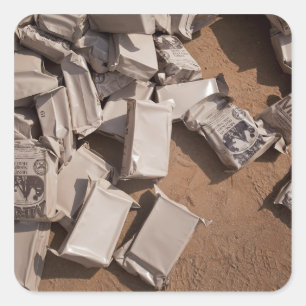 Een stapel maaltijden klaar om te eten vierkante sticker