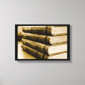 Een stapel oude boeken canvas afdruk (Voorkant)
