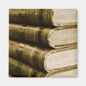 Een stapel oude boeken magneet (Voorkant)