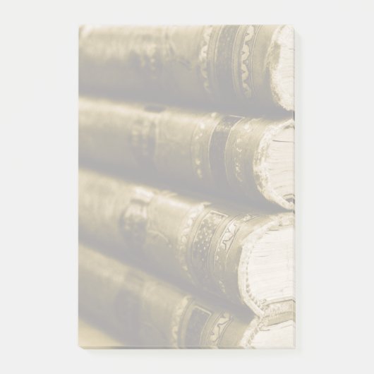 Een stapel oude boeken post-it® notes (Voorkant)
