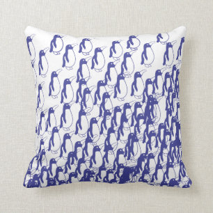 Een stapel pinguïns kussen