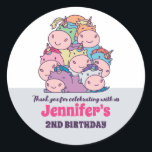 Een stapel Unicorns Cute Kids Birthday Party Favor Ronde Sticker<br><div class="desc">Kute party gunsten voor kinderen,  jongens of meisjes die van eenhoorn houden. Ideaal voor kinderen op verjaardagsfeestje,  feestvieren en dankjewel op het label. U kunt de tekst voor baby shower of andere gelegenheid en partij ook aanpassen.</div>