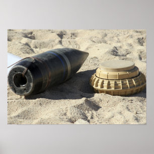 Een statische vertoning van een omgezette ordnance poster