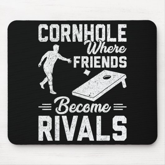 Een stel dat samen Cornhole speelt - Valentijn Muismat (Voorkant)