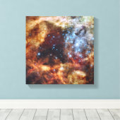 Een stellair kraambed, R136 genaamd Canvas Afdruk (Insitu (Houten vloer))