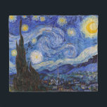 Een Sterrennacht: Saint Remy van Vincent van Gogh Fleece Deken<br><div class="desc">Het jaar is 1889. Vincent van Gogh is een patiënt in het Saint-Paul-de-Mausole asiel in Saint-Rémy-de-Provence, Frankrijk. Hij lijdt aan een psychische aandoening en zijn artsen hebben hem geadviseerd om binnen te blijven en niet te schilderen. Maar Van Gogh kan de drang tot creëer niet weerstaan en brengt zijn dagen...</div>