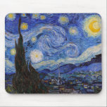 Een Sterrennacht: Saint Remy van Vincent van Gogh Muismat<br><div class="desc">Het jaar is 1889. Vincent van Gogh is een patiënt in het Saint-Paul-de-Mausole asiel in Saint-Rémy-de-Provence, Frankrijk. Hij lijdt aan een psychische aandoening en zijn artsen hebben hem geadviseerd om binnen te blijven en niet te schilderen. Maar Van Gogh kan de drang tot creëer niet weerstaan en brengt zijn dagen...</div>