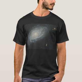 Een sterrenstelsel op een T-shirt. T-shirt