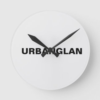 Een stijlvolle wandklok met URBANGLAN-ontwerp