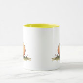 Een stof slaat een ei af. mok (Midden)