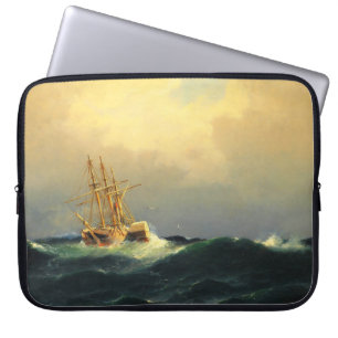 Een stoomschip in een storm in de Atlantische Ocea Laptop Sleeve