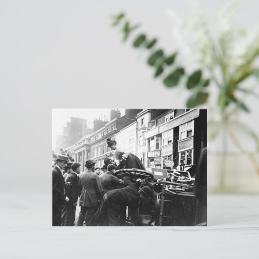 Een straatongeval briefkaart (Staand voorkant)