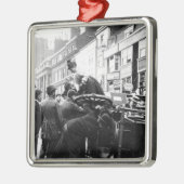 Een straatongeval metalen ornament (Links)