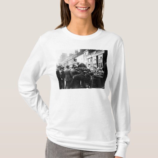 Een straatongeval t-shirt (Voorkant)