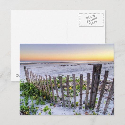 Een strand omheining bij zonsondergang briefkaart (Voorkant / Achterkant)