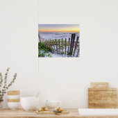 Een strand omheining bij zonsondergang poster (Keuken)