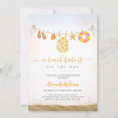 Een strandbabe is onderweg naar het Baby shower Kaart (Voorkant)