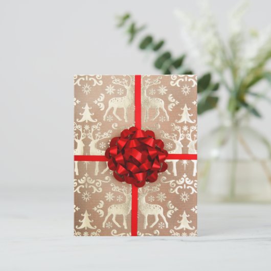 Een strik en lint op kerstinpakpapier feestdagenkaart (Staand voorkant)