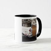 Een Studebaker Silver Hawk Classic Car geparkeerd Mok (Voorkant rechts)