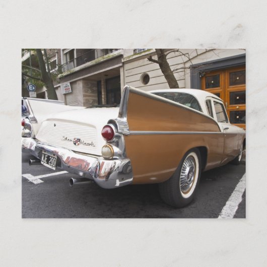 Een Studebaker Silver Hawk klassieke auto geparkee Briefkaart (Voorkant)