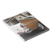 Een Studebaker Silver Hawk klassieke auto geparkee Notitieblok (Schuin)