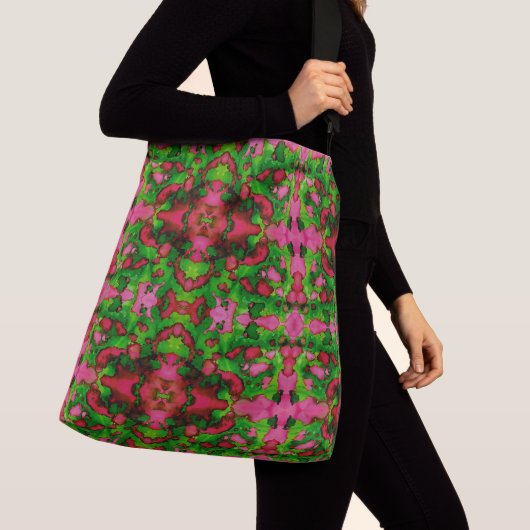 Een studie in roze en groen crossbody tas (Dichtbij)