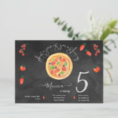 Een stukje plezier, pizza verjaardag kaart (Staand voorkant)