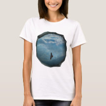 Een surrealistisch stuk van Sky Graphic T-shirt