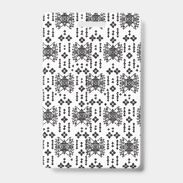 Een symmetrisch monochroom ontwerp met ingewikkeld badge